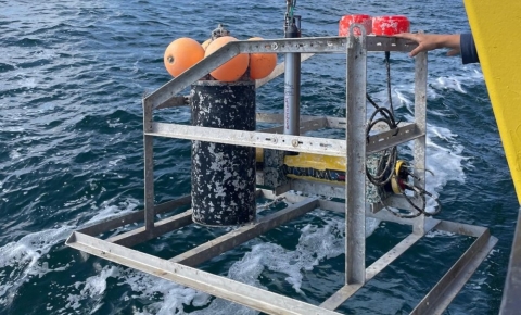 Acoustic equipment being retrieved with VLIZ acoustic team in the Belgian part of the North Sea